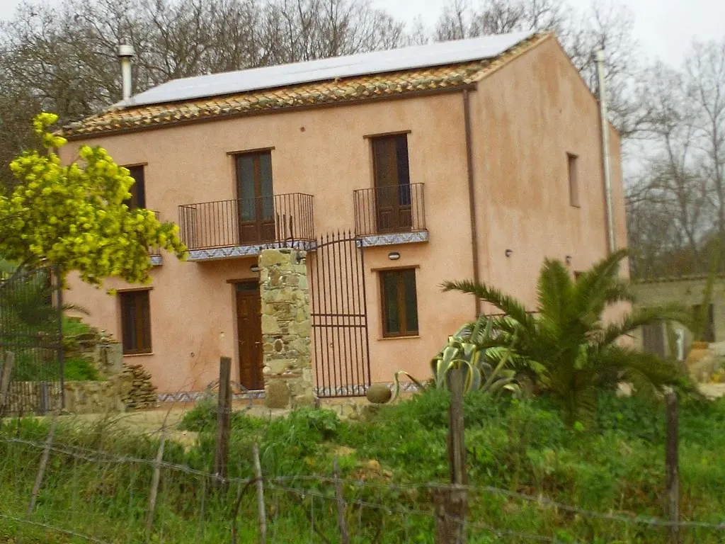 Agriturismo San Pietro Gangi 0*,